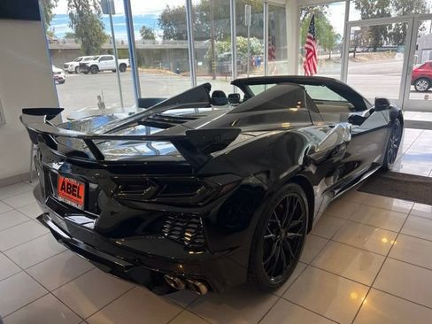Used 2023 Chevrolet Corvette Stingray Premium Conv w/ Battery Protection Package RWD image 25