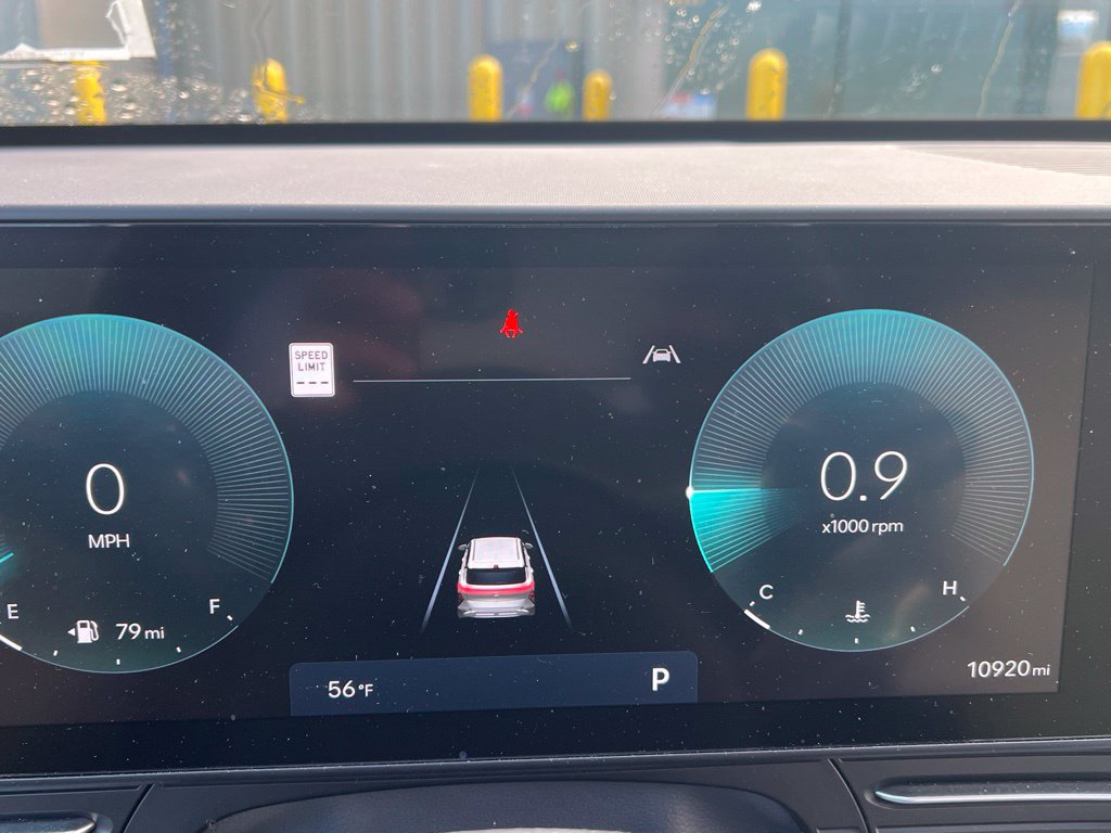Certified 2025 Hyundai Kona SEL AWD/4WD image 10