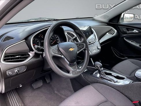 Used 2023 Chevrolet Malibu LT FWD image 14