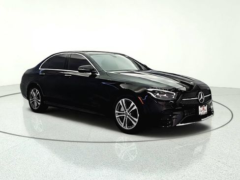 Used 2021 Mercedes-Benz E 350 4MATIC Sedan image 9