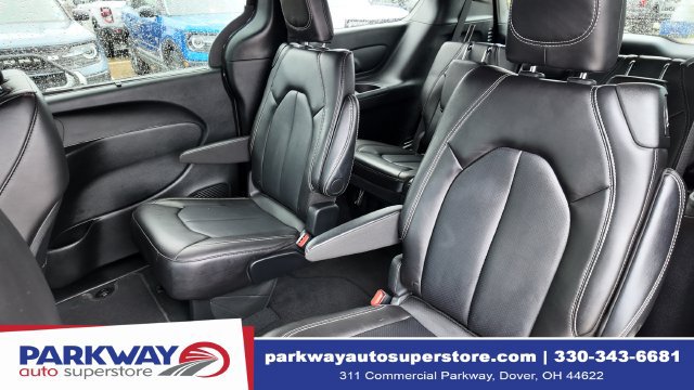 Used 2026 Chrysler Pacifica Select w/ S Appearance Package FWD image 14