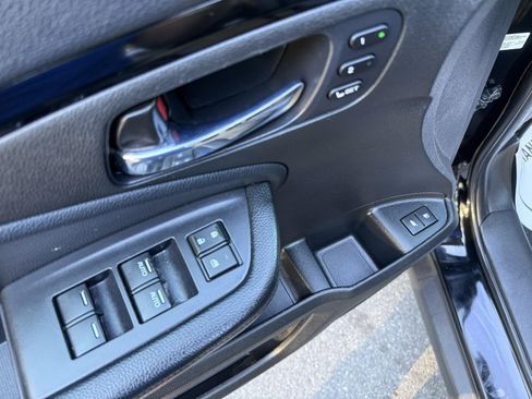 Used 2019 Honda Pilot Touring image 18