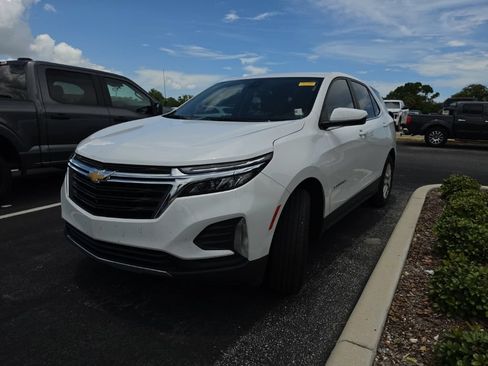 Used 2024 Chevrolet Equinox LT FWD image 4