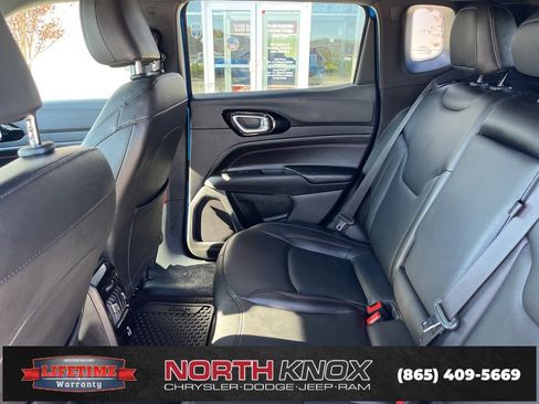 Used 2025 Jeep Compass Trailhawk w/ Trailhawk Elite Group image 13