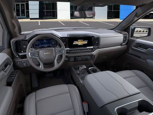 New 2026 Chevrolet Silverado 1500 LTZ w/ Z71 Off-Road Package AWD/4WD image 15