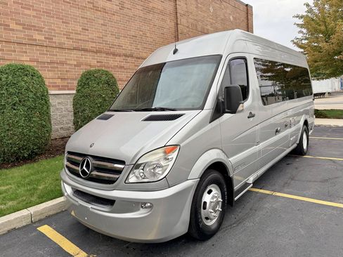 Used 2012 Mercedes-Benz Sprinter 3500 image 4