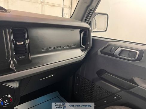 Used 2023 Ford Bronco Big Bend AWD/4WD image 41