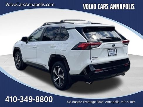 Used 2022 Toyota RAV4 SE w/ Weather & Moonroof Package AWD/4WD image 5