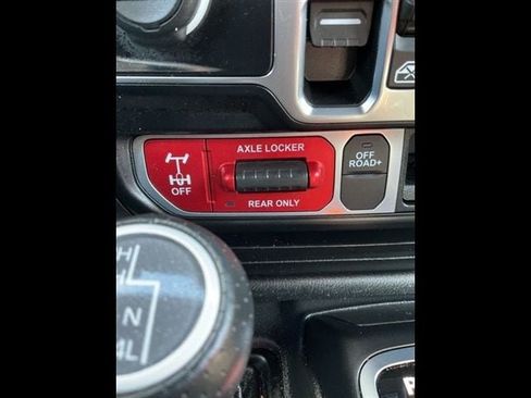 Used 2023 Jeep Gladiator Mojave w/ LED Lighting Group AWD/4WD image 29