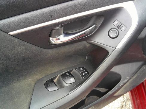 Used 2015 Nissan Altima 2.5 SV w/ Convenience Package FWD image 19