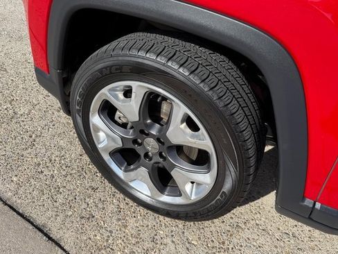 Used 2019 Jeep Compass Limited image 24