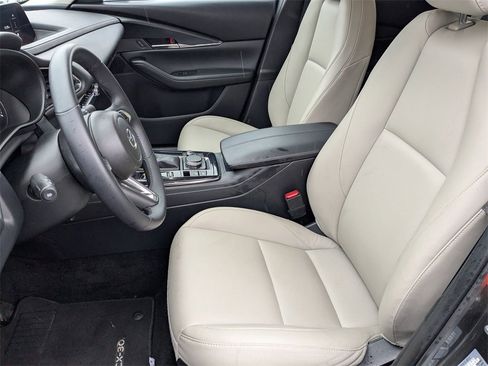 Used 2025 MAZDA CX-30 AWD 2.5 S w/ Preferred Package image 17