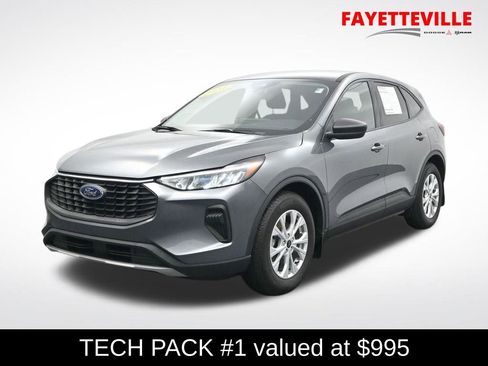 Used 2025 Ford Escape Active w/ Tech Pack #1 FWD image 1