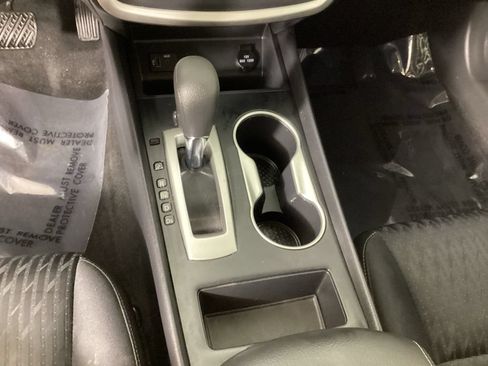 Used 2017 Nissan Altima 2.5 S w/ Power Driver Seat Package FWD image 18