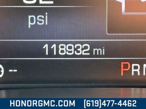 Used 2016 GMC Canyon SLE w/ SLE Convenience Package image 10