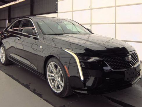 Used 2024 Cadillac CT4 Luxury RWD image 4