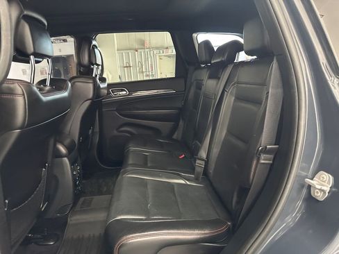 Used 2017 Jeep Grand Cherokee Trailhawk w/ Trailhawk Luxury Group image 18