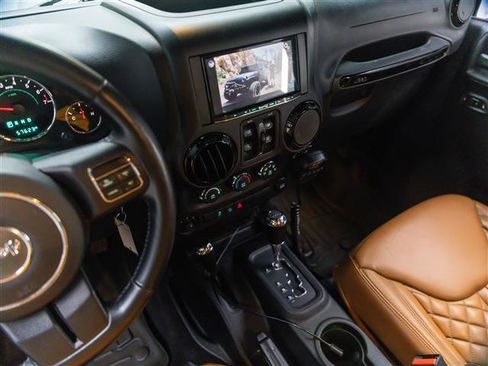 Used 2015 Jeep Wrangler Unlimited Sport w/ Quick Order Package 24S AWD/4WD image 24