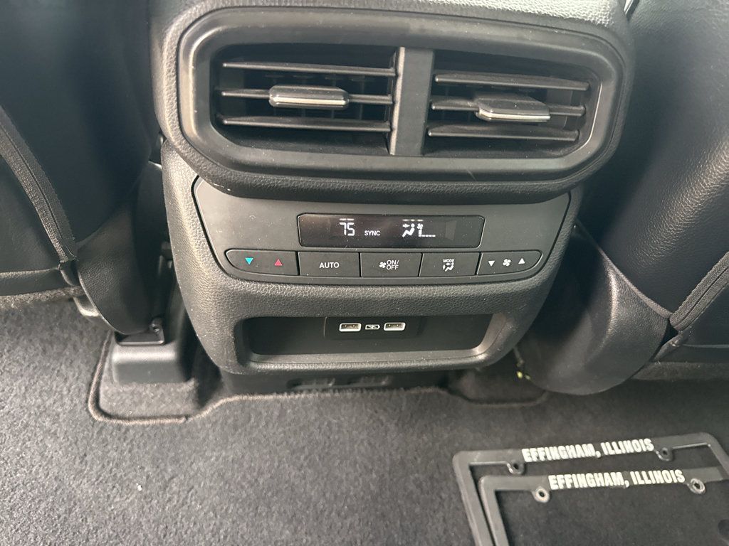Used 2023 Honda Pilot EX-L image 15