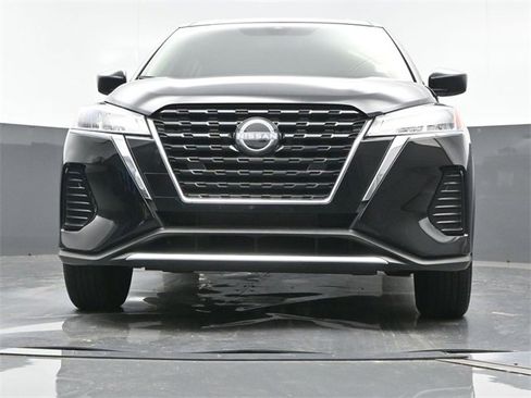Certified 2024 Nissan Kicks S image 19