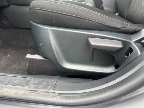 Used 2025 Ford Escape Active AWD/4WD image 13