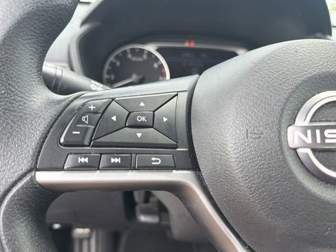 Used 2024 Nissan Altima 2.5 SV FWD image 24