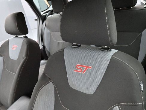 Used 2016 Ford Focus ST FWD image 14