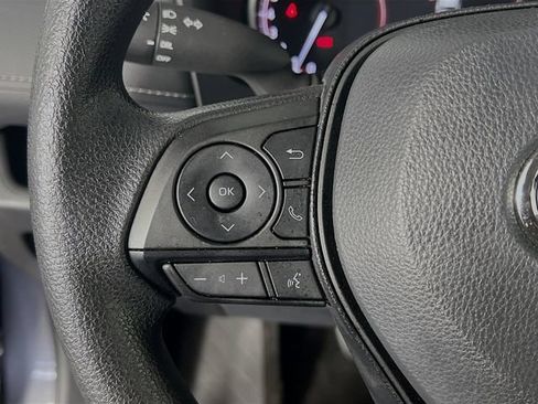 Used 2025 Toyota RAV4 LE FWD image 17