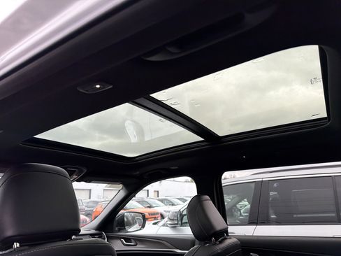 New 2026 Jeep Grand Cherokee L Limited AWD/4WD image 25