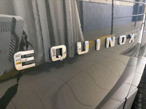 Used 2019 Chevrolet Equinox LS FWD image 29