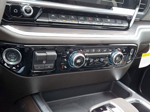 New 2026 GMC Sierra 1500 SLT w/ SLT Premium Plus Package image 12