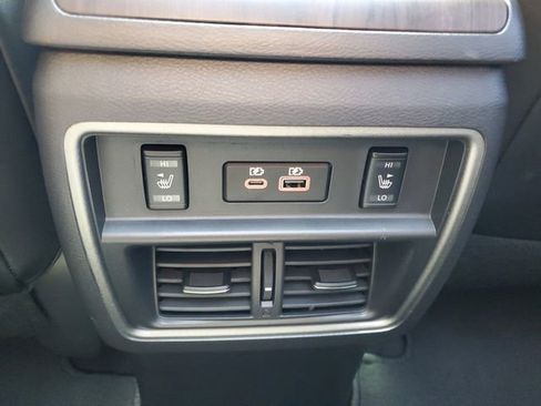 Certified 2024 Nissan Murano Platinum w/ Cargo Package FWD image 6