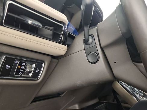 Used 2022 Lincoln Nautilus Reserve AWD/4WD image 25