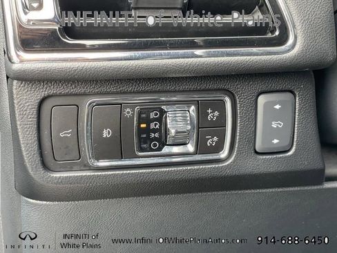 Used 2023 Lincoln Navigator L Reserve AWD/4WD image 16
