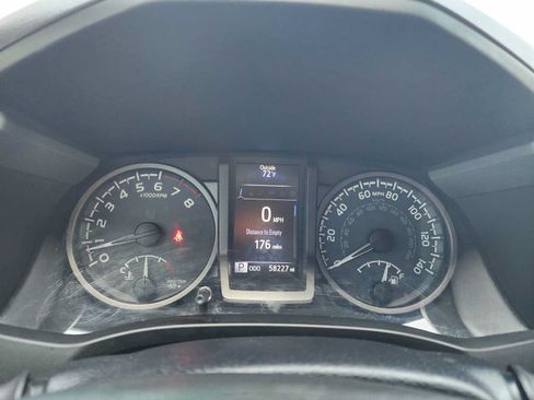Used 2019 Toyota Tacoma TRD Off-Road AWD/4WD image 24