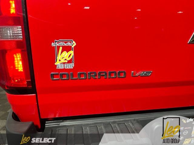 Used 2017 Chevrolet Colorado LT w/ Luxury Package, Chrome AWD/4WD image 10