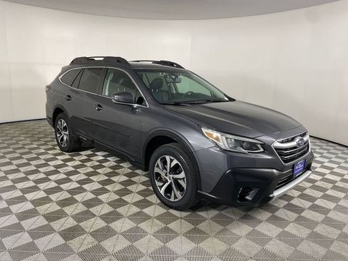 Used 2020 Subaru Outback Limited AWD/4WD image 23