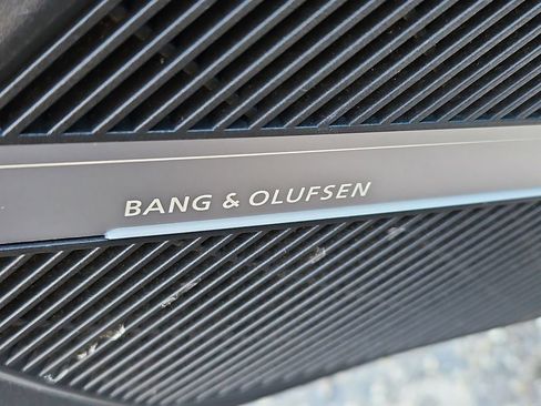 Used 2025 Audi SQ5 Premium Plus w/ Premium Plus Package image 20