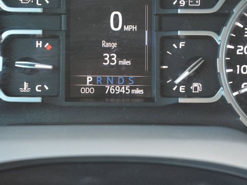 Used 2018 Toyota Tundra SR5 w/ TRD Off Road Package image 13