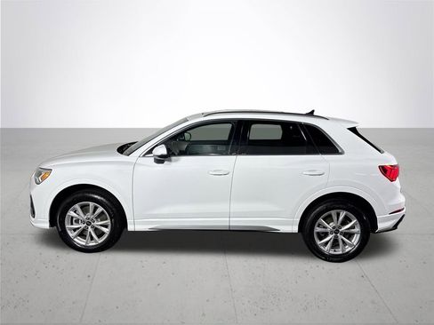 Used 2024 Audi Q3 2.0T Premium image 9