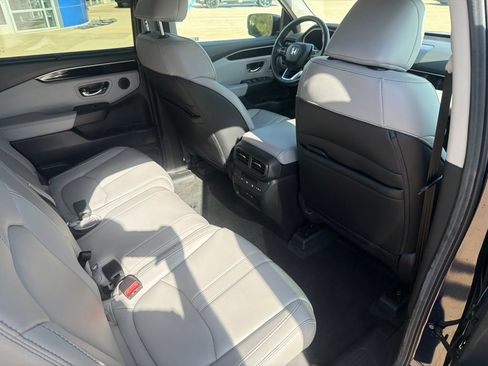 Certified 2025 Honda Pilot EX-L image 27