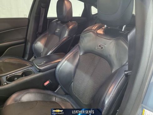 Used 2015 Chrysler 200 S image 5