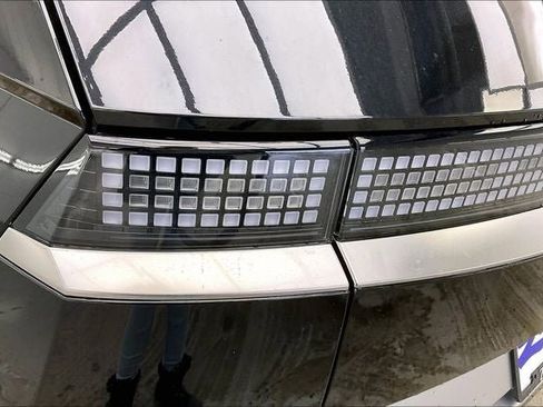 New 2026 Hyundai Ioniq 5 Limited image 17