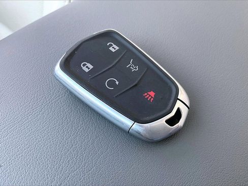 Used 2017 Cadillac XT5 Premium Luxury image 10