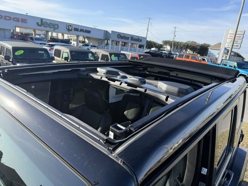 Used 2024 Jeep Wrangler High Altitude image 36