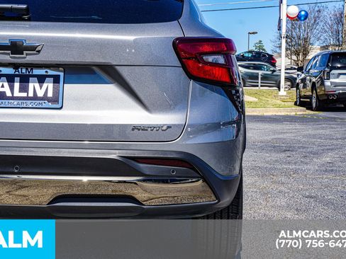 Used 2024 Chevrolet Trax ACTIV w/ Driver Confidence Package image 18