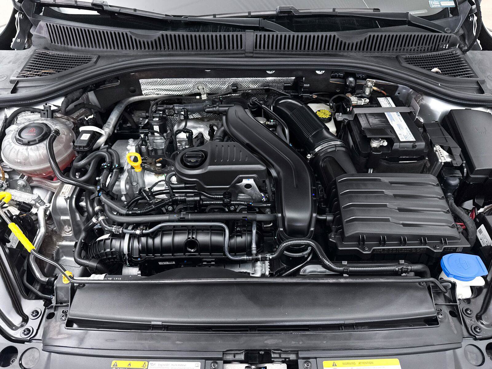 Used 2023 Volkswagen Jetta SE FWD image 8