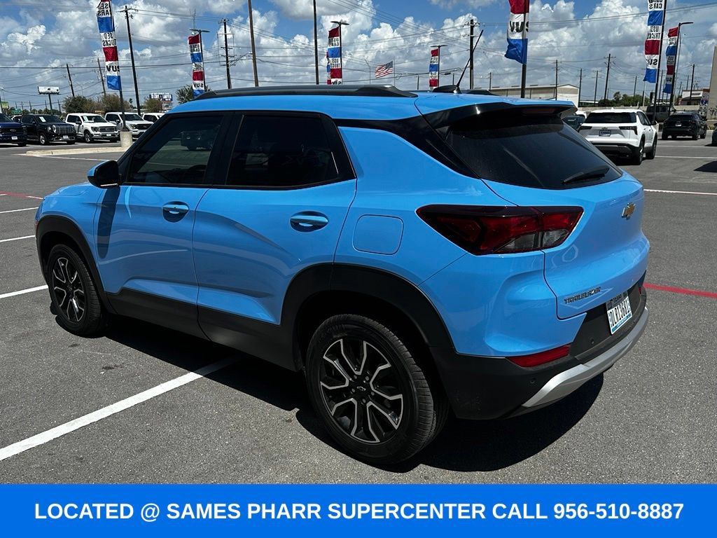 Used 2024 Chevrolet TrailBlazer LT w/ LT Cold Weather Package FWD image 10