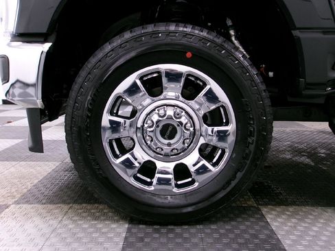 Used 2026 Ford F350 Lariat w/ Chrome Package image 17