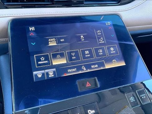 Used 2025 INFINITI QX80 Sensory AWD/4WD image 25